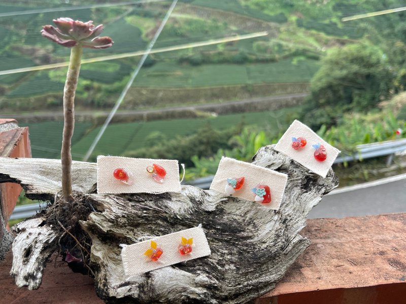 构图系列 贝壳 树脂 贴耳 红橘色系 - 耳环/耳夹 - 树脂 红色