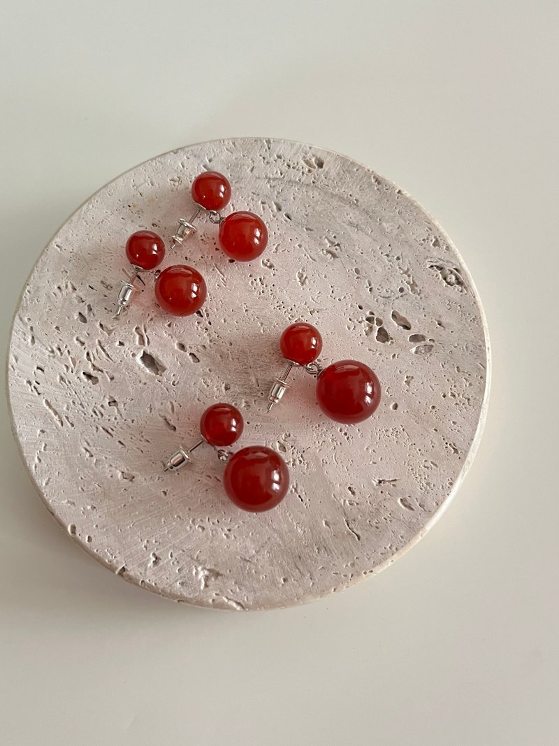 新年红 天然红玛瑙S925银耳环 极简经典 - 耳环/耳夹 - 银 红色