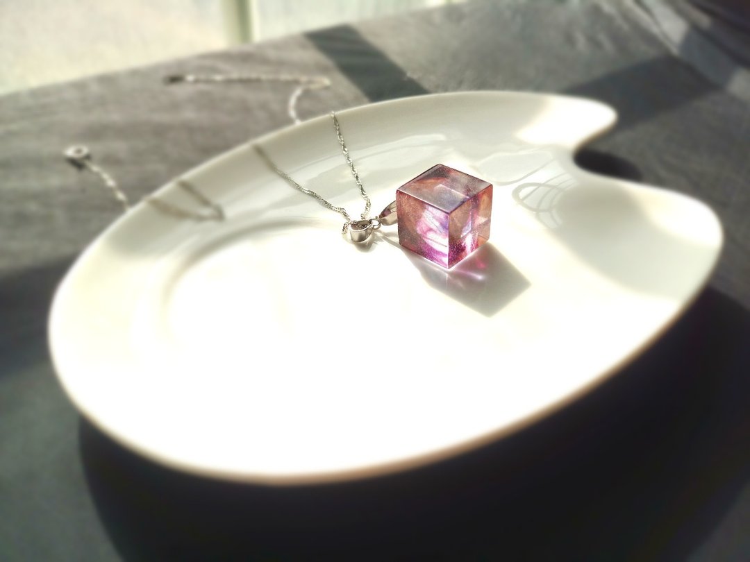 魅影紫水晶冰块方形锁骨项链 银链 生日礼物 免费包装 限量商品 - 项链 - 植物．花 紫色
