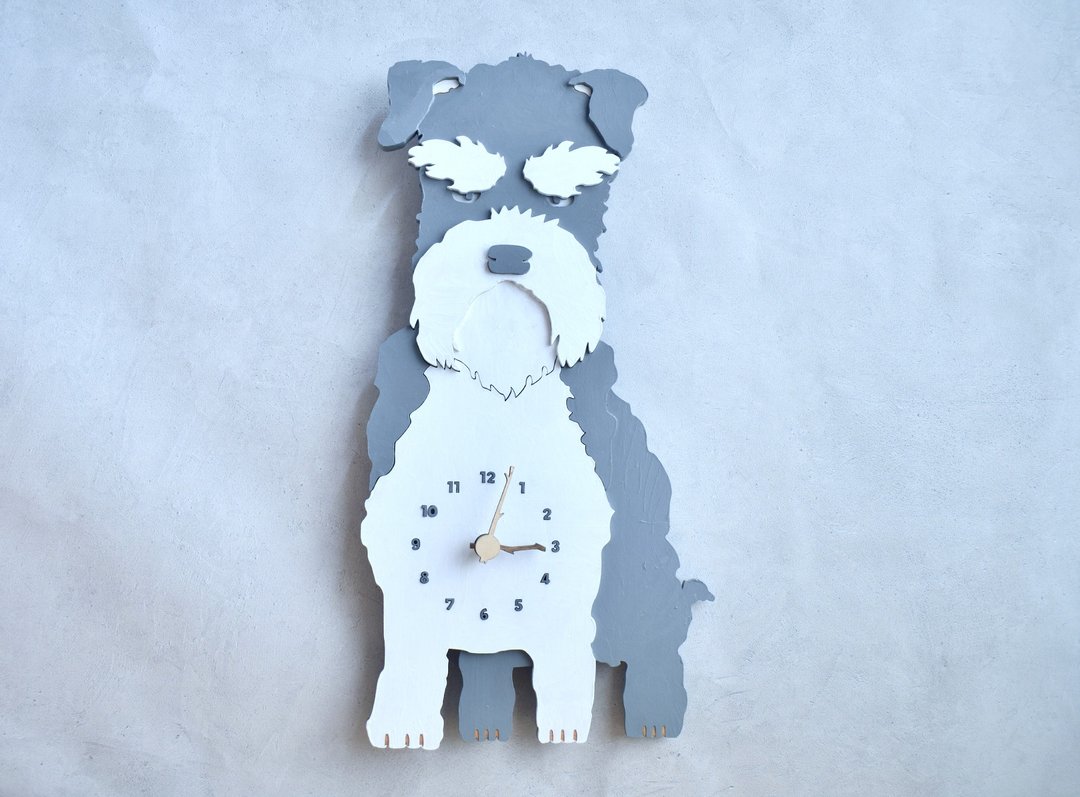 A clock that enjoys the eyesight of a miniature schnauzer Wooden wall clock - 时钟/闹钟 - 木头 灰色
