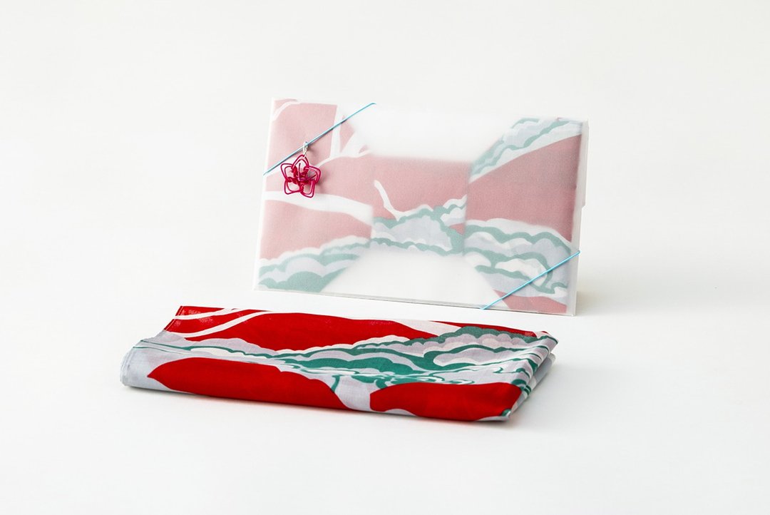 Aso mountain handkerchief - 手帕/方巾 - 棉．麻 红色
