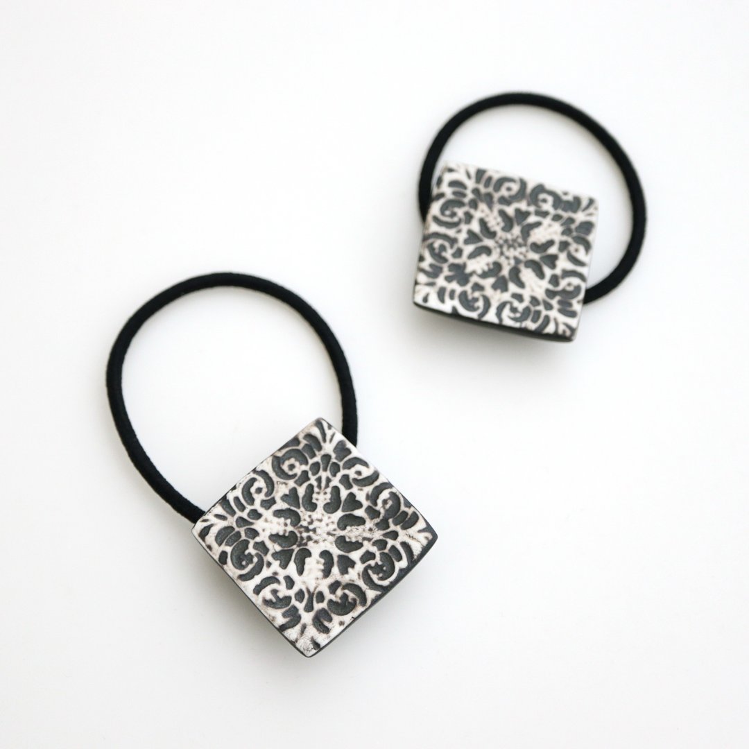 Square lace hair tie - 发饰 - 瓷 黑色
