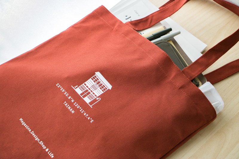 小日子 商号造型帆布袋-神农帆布袋 - 侧背包/斜挎包 - 棉．麻 红色