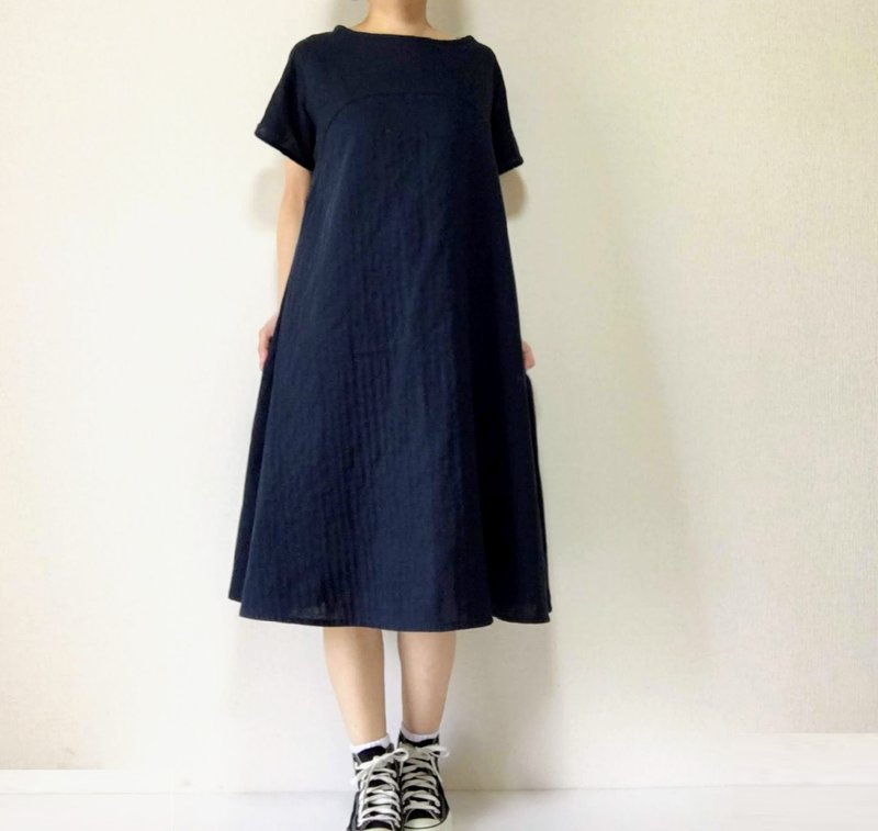 空气感　棉质 半袖连身洋装　深海军蓝色 - 洋装/连衣裙 - 棉．麻 黑色