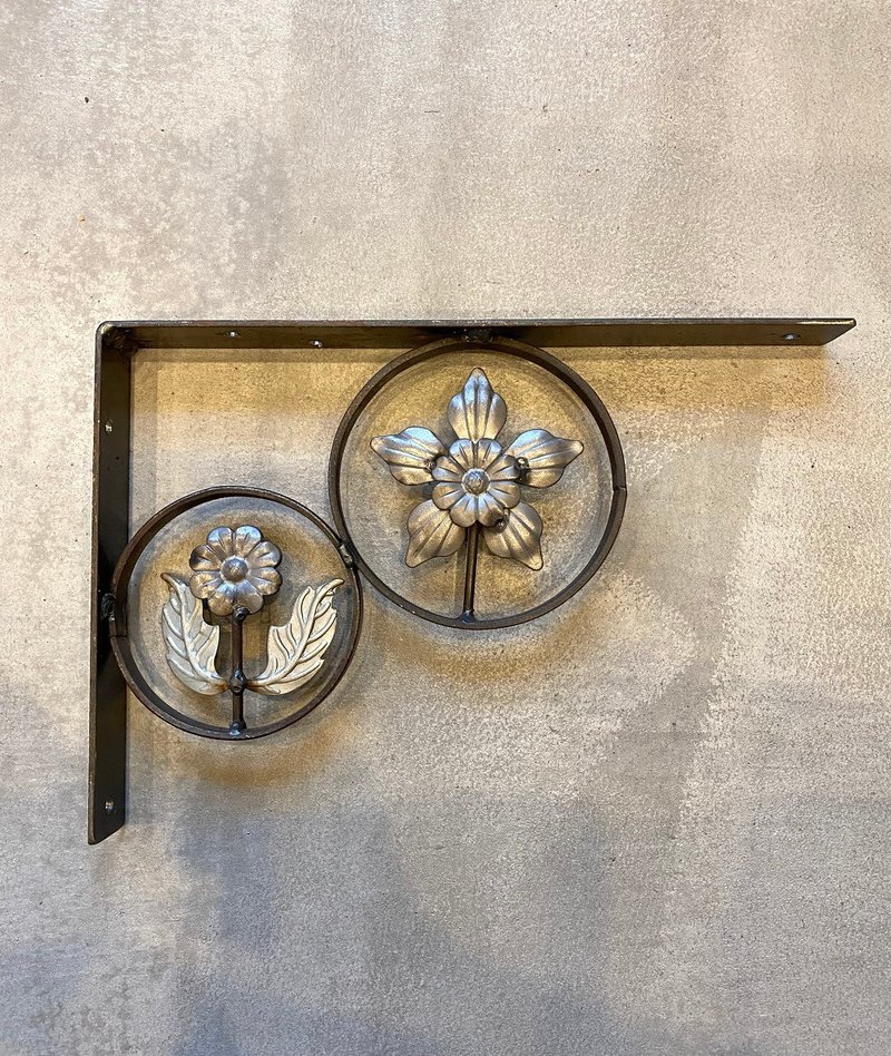 限量 FI-2 工业风铁制花卉装饰层板托架 L型支架 - 摆饰 - 其他金属 黑色