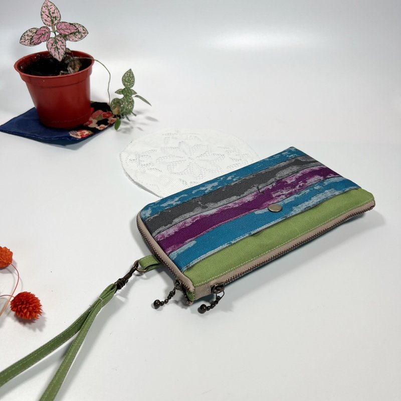 【复古条纹】三合一随身拉錬包/手机包/散步包 - 手提包/手提袋 - 防水材质 