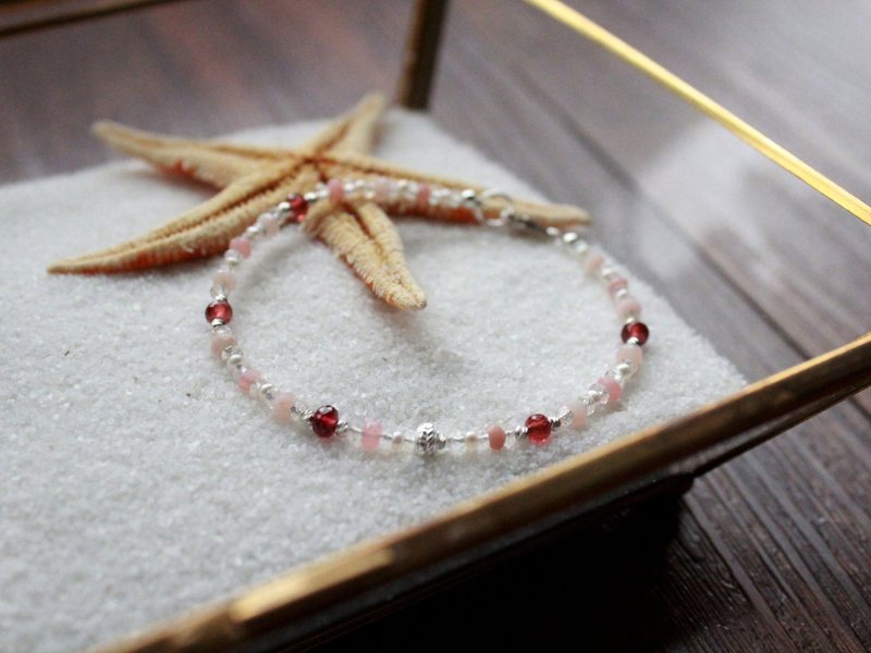 Journal 星砂糖罐-丹绯 / 天然粉蛋白石、石榴、月光石、珍珠纯银手链 - 手链/手环 - 宝石 