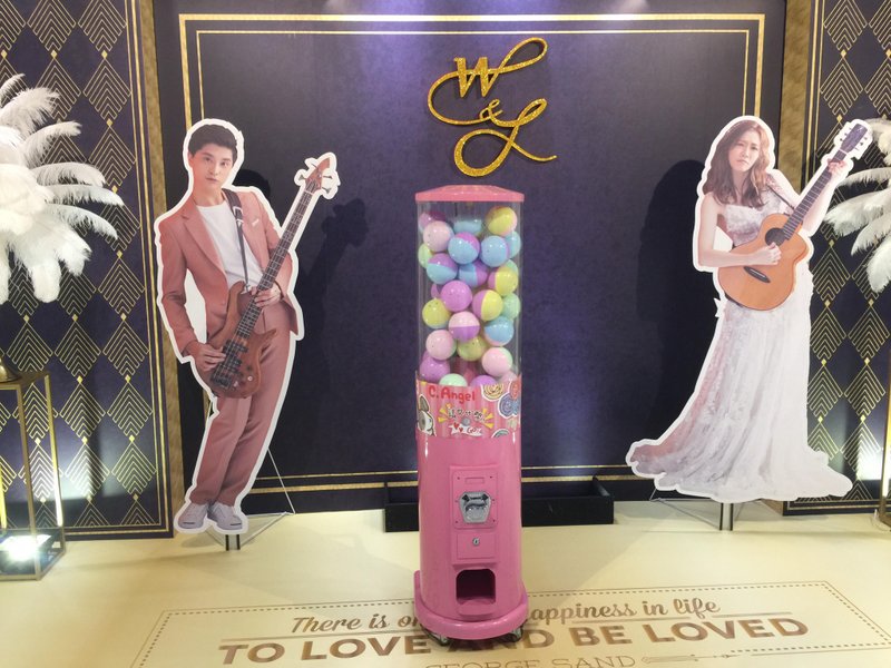 婚礼甜点扭蛋机 - 蛋糕/甜点 - 新鲜食材 粉红色