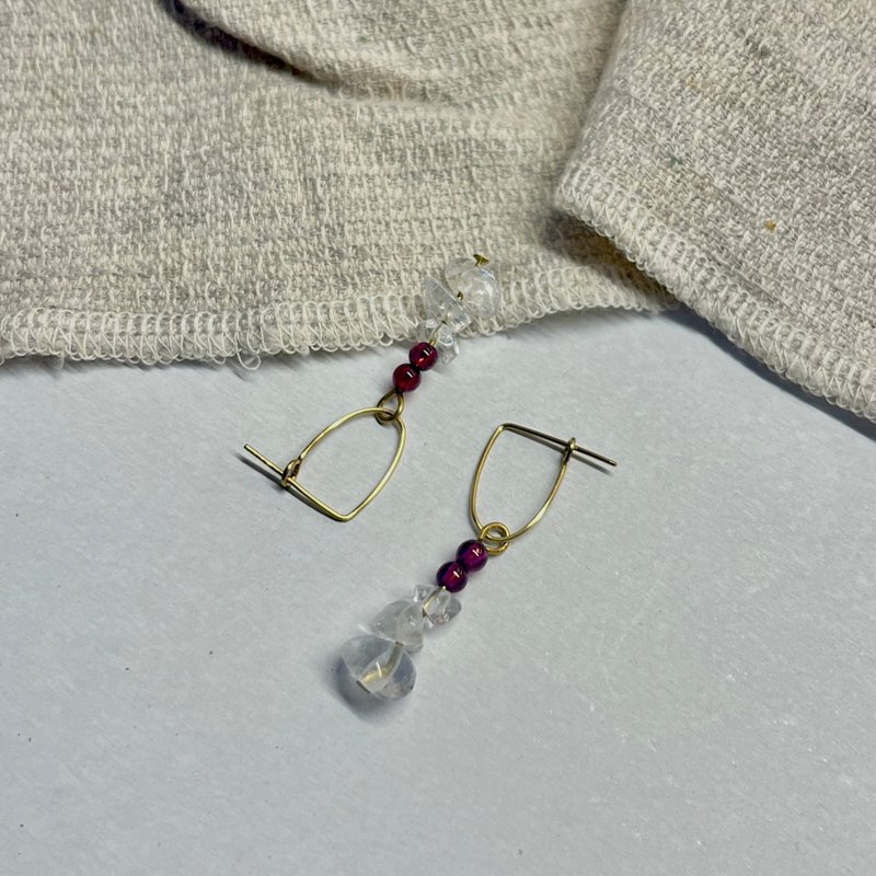 当烟花绽放__手工 设计 黄铜 耳环 白水晶 石榴石 天然石 耳环 - 耳环/耳夹 - 铜/黄铜 金色