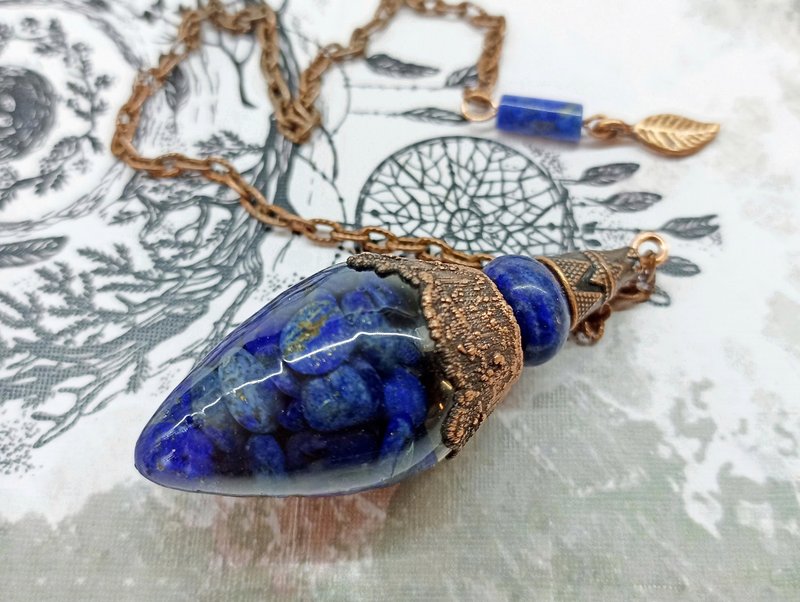 Lapis lazuli pendulum necklace / Crystal pendulum lapis lazuli / For dowsing - 项链 - 宝石 蓝色