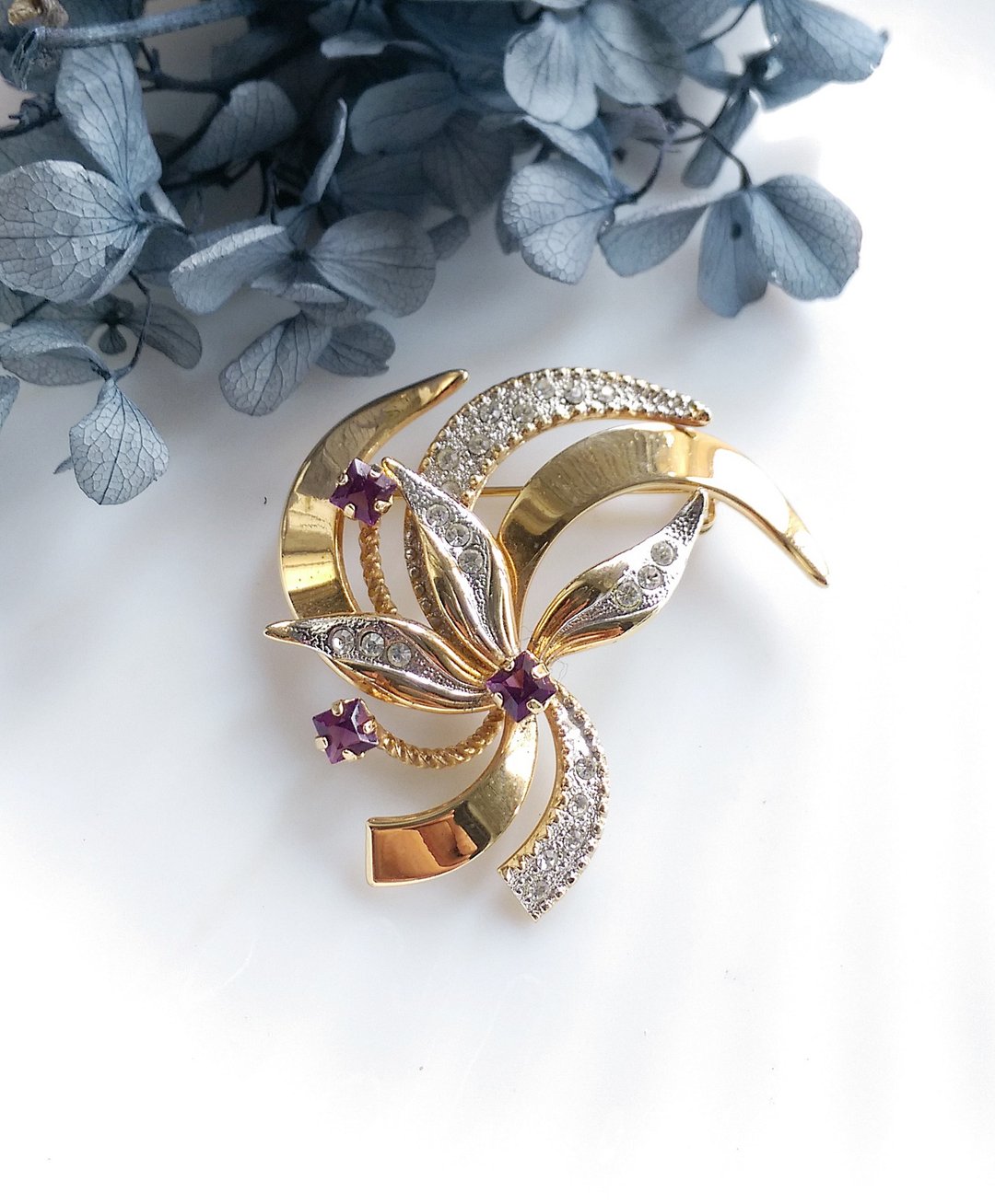 【美国西洋古董饰品】精致花卉流线 别针  胸针 - 徽章/别针 - 其他金属 金色