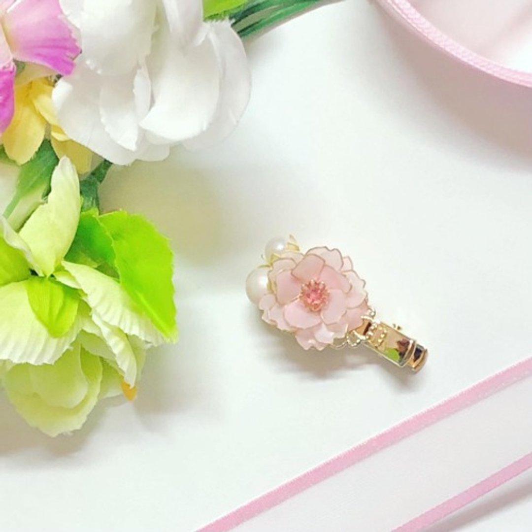 Yae Sakura ~ Hair Clip ~ Dip Jewelry Graduation Ceremony Entrance Ceremony Reward Spring - 耳环/耳夹 - 其他材质 粉红色