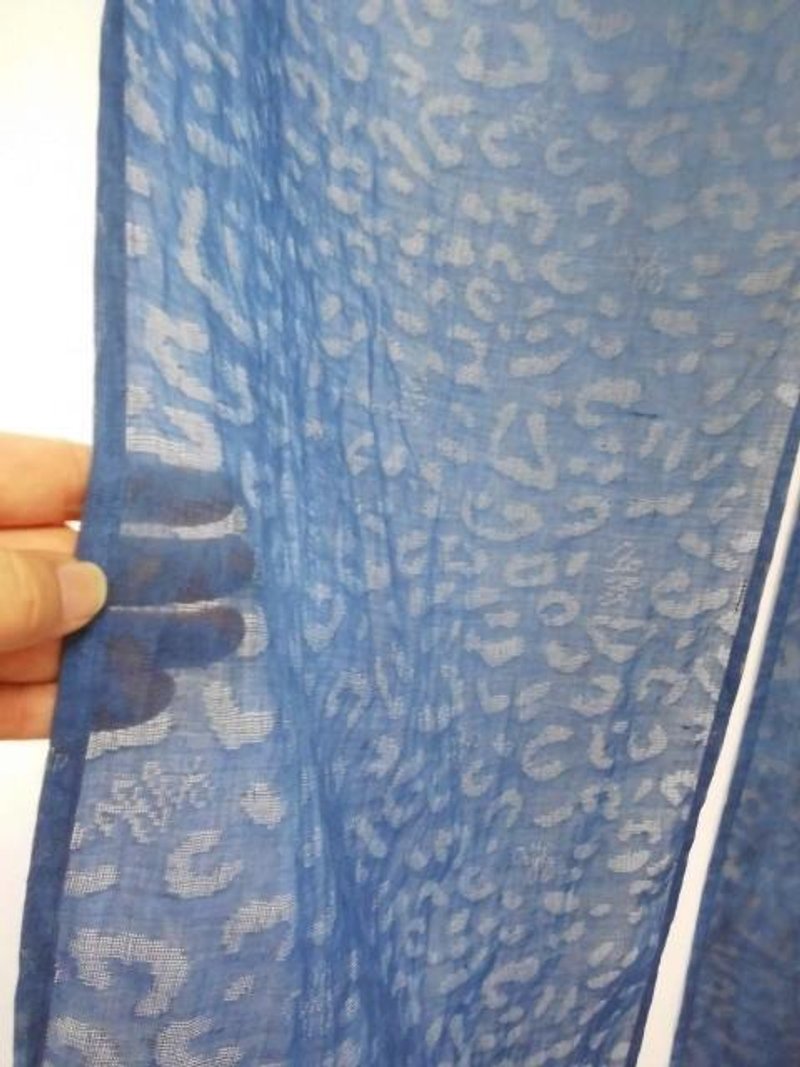 Indigo dyeing / 100% hemp / goodwill / hand-dyed gradation / transparent patterns are cool - 门帘/门牌 - 棉．麻 蓝色