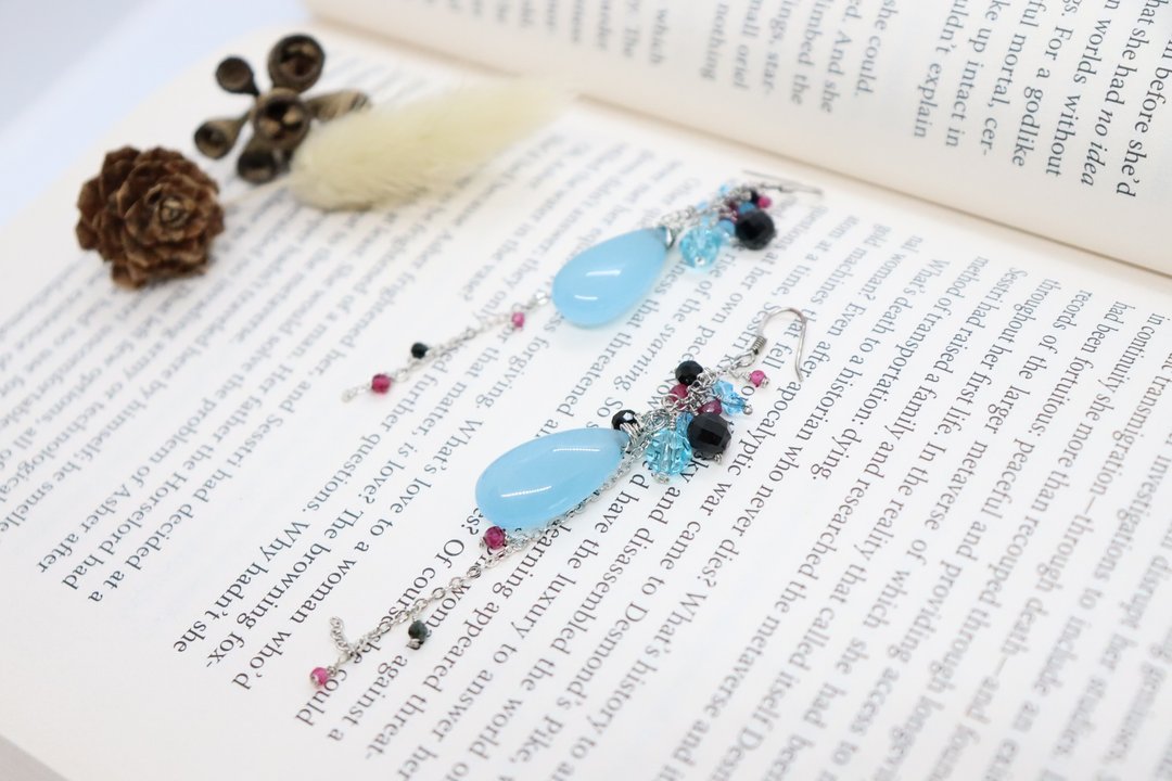 Blue Teardrop Natural Stones Multi Coloured Cluster 925 Silver Hook Earrings - 耳环/耳夹 - 宝石 