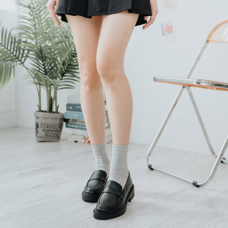 【复古文青】MIT舒适休闲鞋。真皮。时尚黑6055 - 女款牛津鞋/乐福鞋 - 真皮 黑色