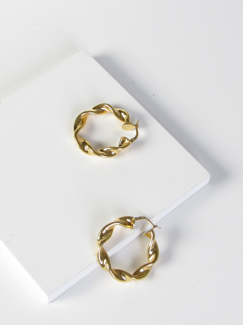 Vintage 18K Gold Vermeil Hoop Earrings - 耳环/耳夹 - 贵金属 金色