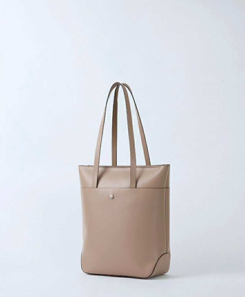 Legato Largo - Lineare羽毛超轻系列 PU软皮质 A4单肩袋 杏色 - 电脑包 - 人造皮革 