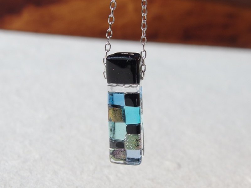 Japanese style glass (Yes to [Mini] [Indigo]) Chain necklace [Can be changed to aroma pendant] [Cotton string, Silver 925 can be selected] [Made to order] - 项链 - 玻璃 黑色