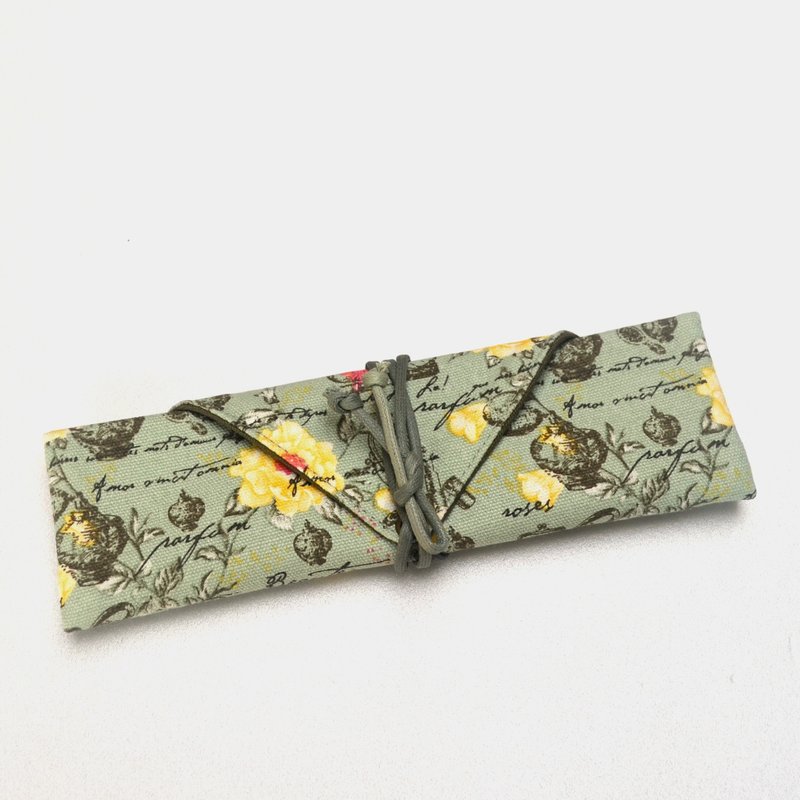 Parfum 香水餐具包/笔收纳袋 餐具套 餐具袋 帆布 收纳 环保 方便 - 收纳用品 - 棉．麻 绿色