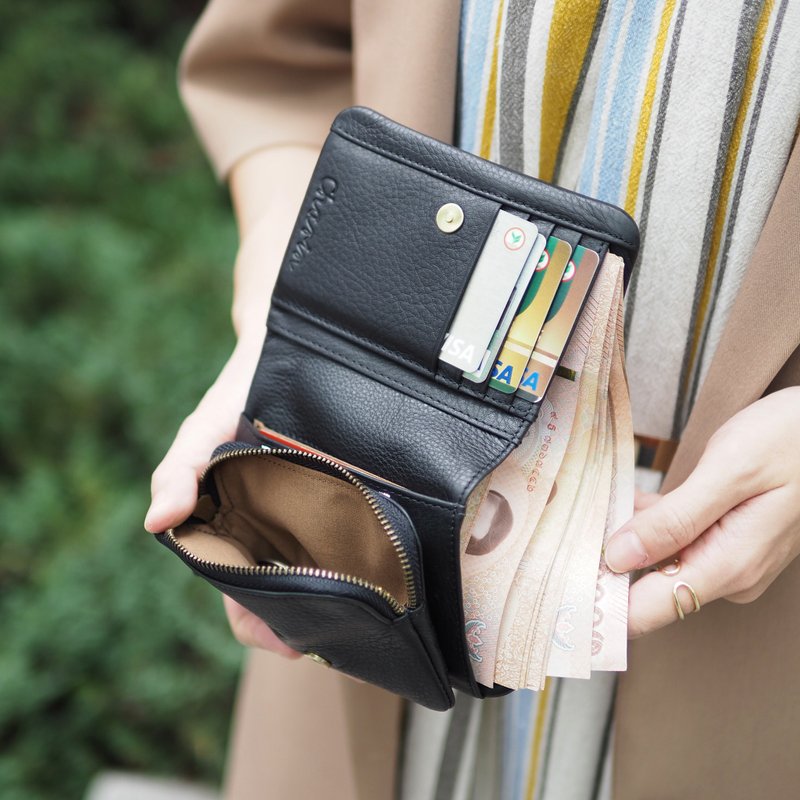 Souffle 真牛皮折叠钱包/短夹 ;柔软的触感 - 黑色 - 皮夹/钱包 - 真皮 黑色