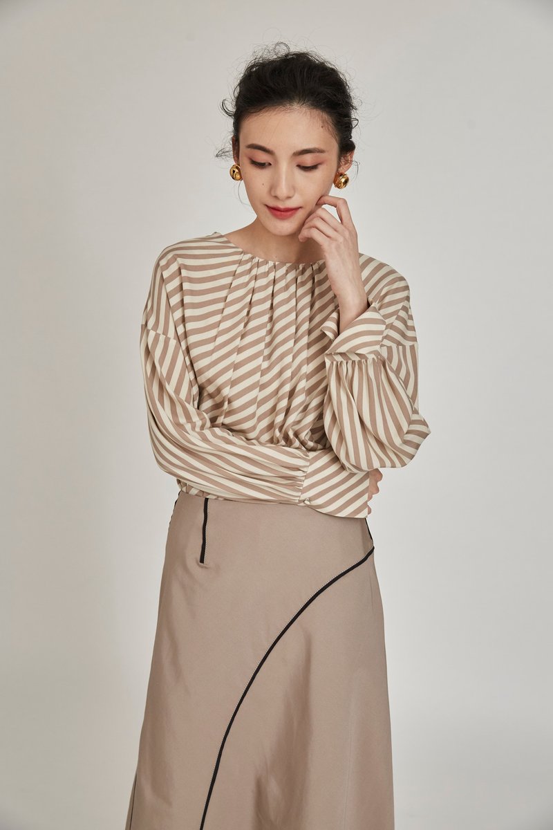 UUIN   _ 斜条抽皱上衣 - 女装上衣 - 聚酯纤维 