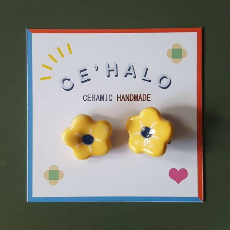 Flower Earring Clip - 耳环/耳夹 - 陶 