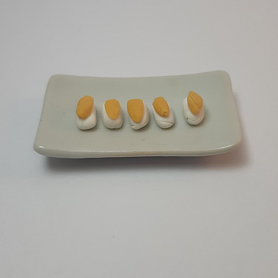 Sushi Japanese Food Miniature Dollhouse collectible decorate - 摆饰 - 粘土 黄色