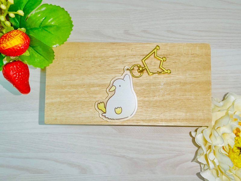 被捏住的绒毛小鸭亚克力钥匙扣 - 钥匙链/钥匙包 - 压克力 卡其色