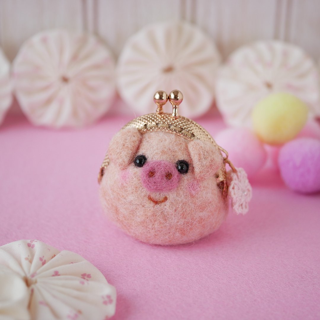 Coin purse made of wool felt to decorate and enjoy Accessory case - 玩偶/公仔 - 羊毛 粉红色