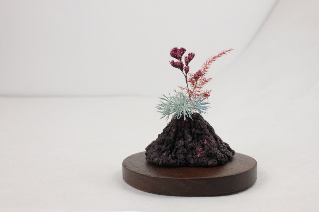情绪的小火山 - 摆饰 - 纸 红色