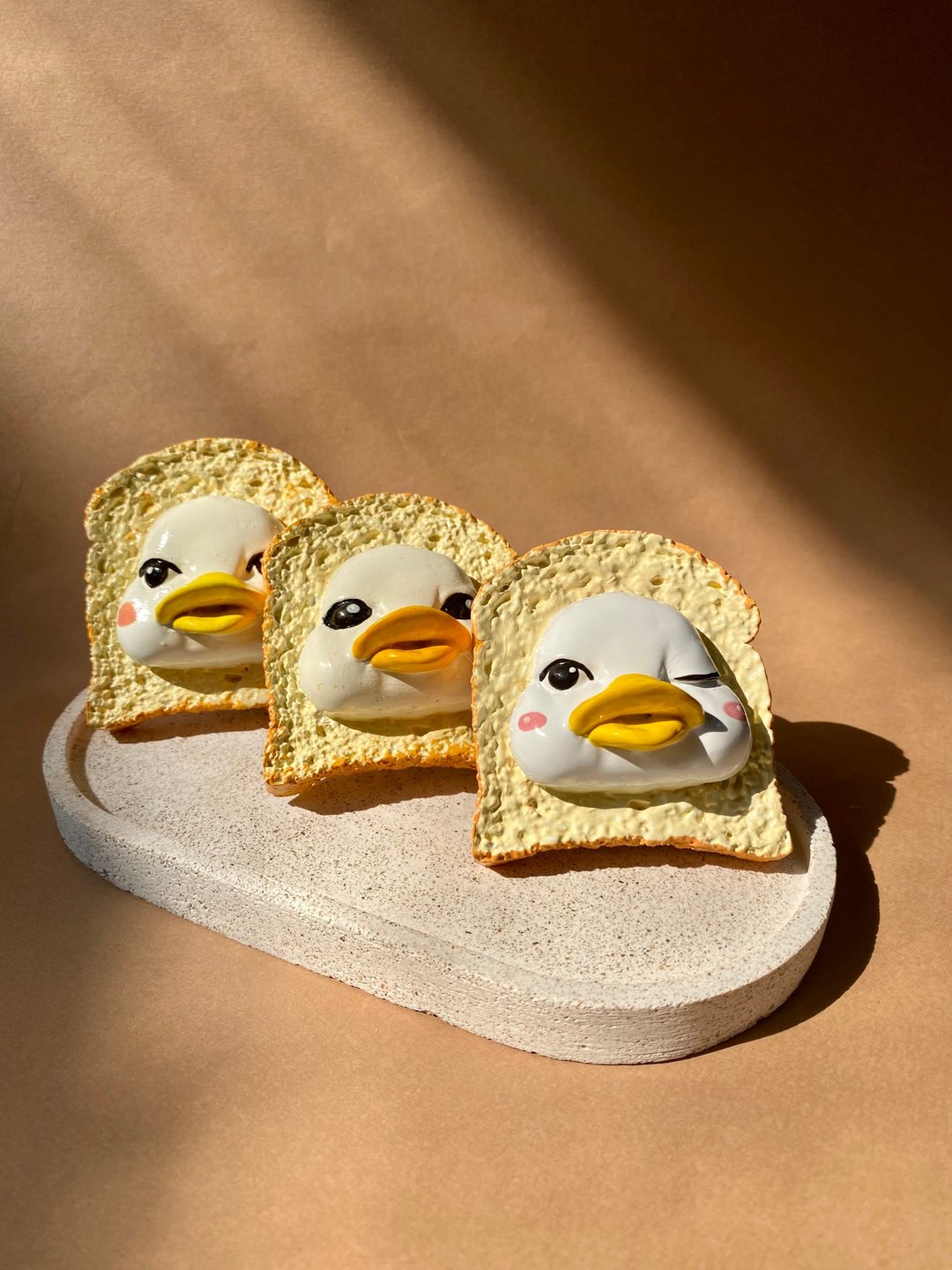 Big bread duck - 墙贴/壁贴 - 树脂 卡其色