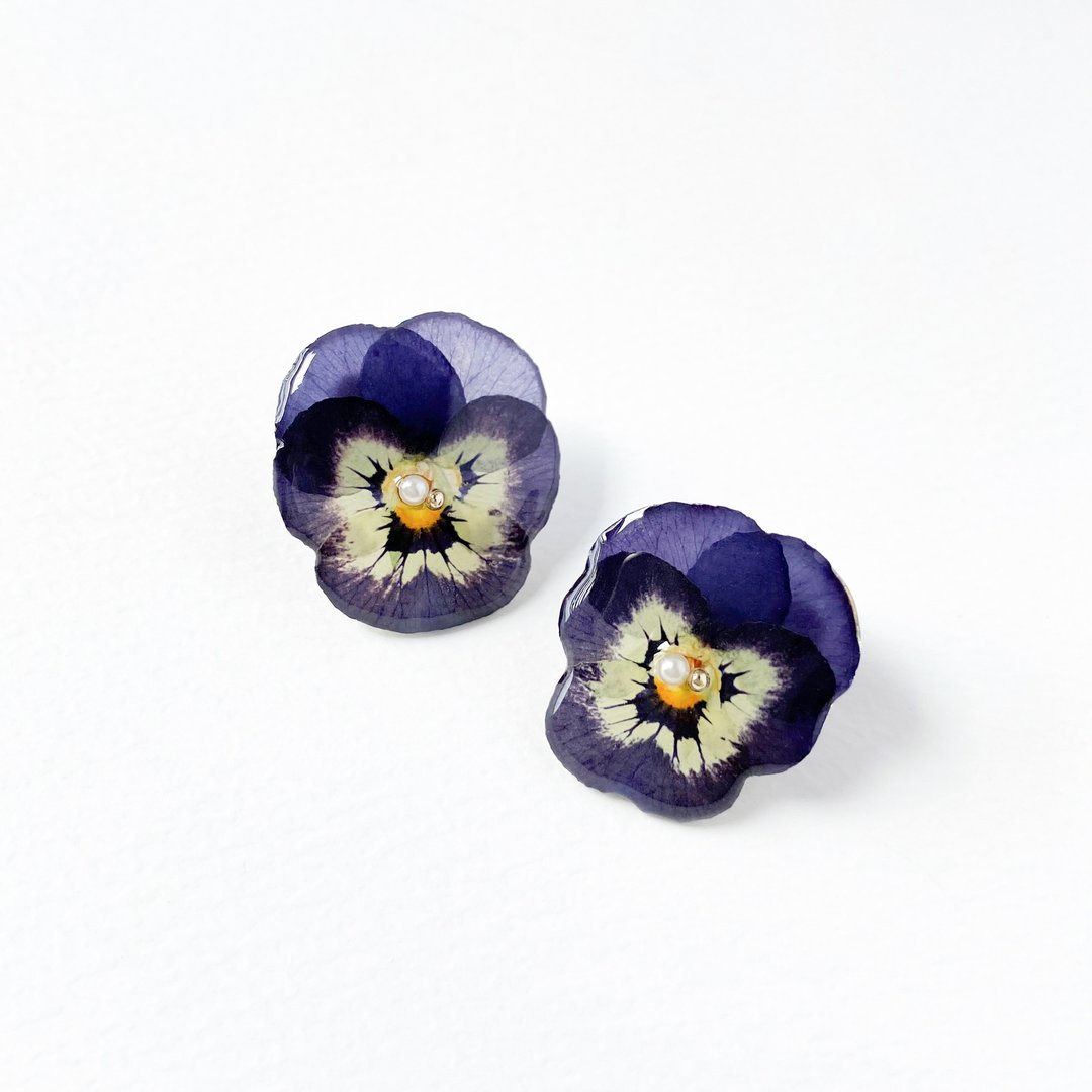 真花│迷你三色堇耳环【A Little Pansy】 - 耳环/耳夹 - 植物．花 蓝色
