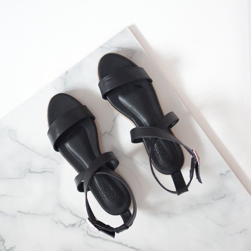 Cross Strap Sandals (Black) - 男女凉鞋 - 真皮 黑色