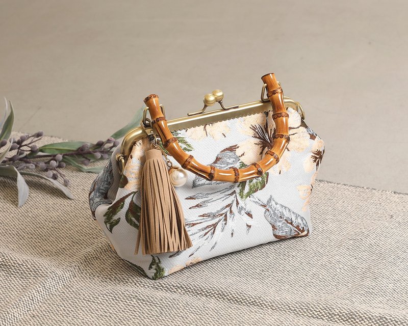 Hello HAWAII - Vanilla - Bamboo Handle frame clutch pouch - 侧背包/斜挎包 - 其他金属 绿色