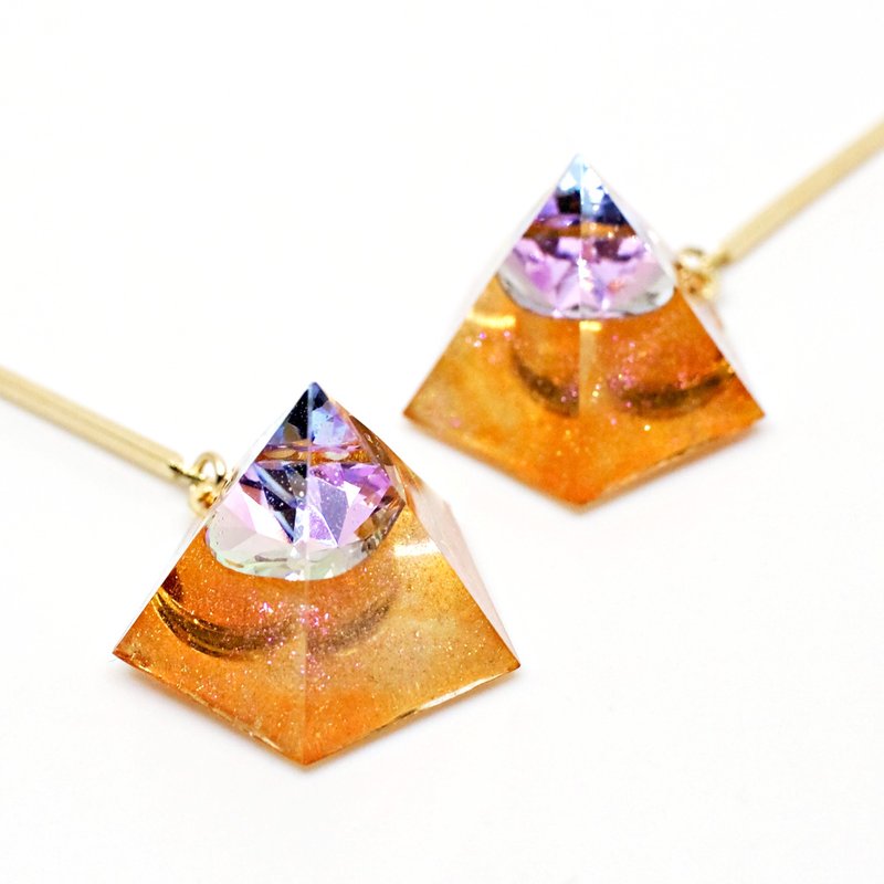 Pentagon plastic earrings (5% fruit juice) - 耳环/耳夹 - 树脂 橘色