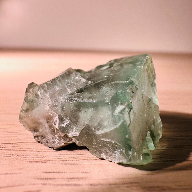 香花岭萤石98号彩虹含桧木底座 原石原矿水晶 矿标 晶矿晶簇 宝石 - 摆饰 - 其他材质 绿色