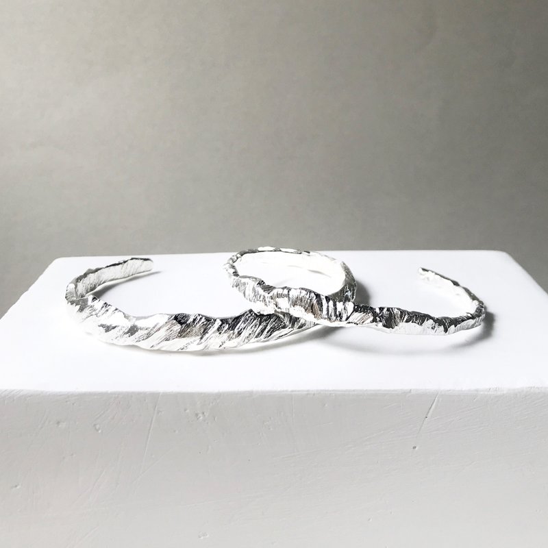 Mountain Bangle 风景系列 纯银手镯 情侣手环 - 手链/手环 - 其他金属 白色