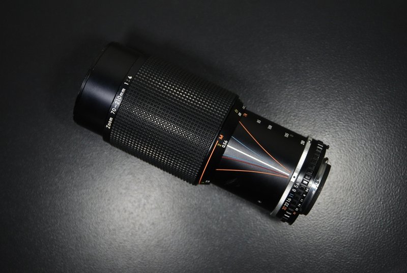 【经典古物】尼康 Nikon Zoom Nikkor 70-210mm F4 Macro 望远镜 - 相机 - 其他金属 