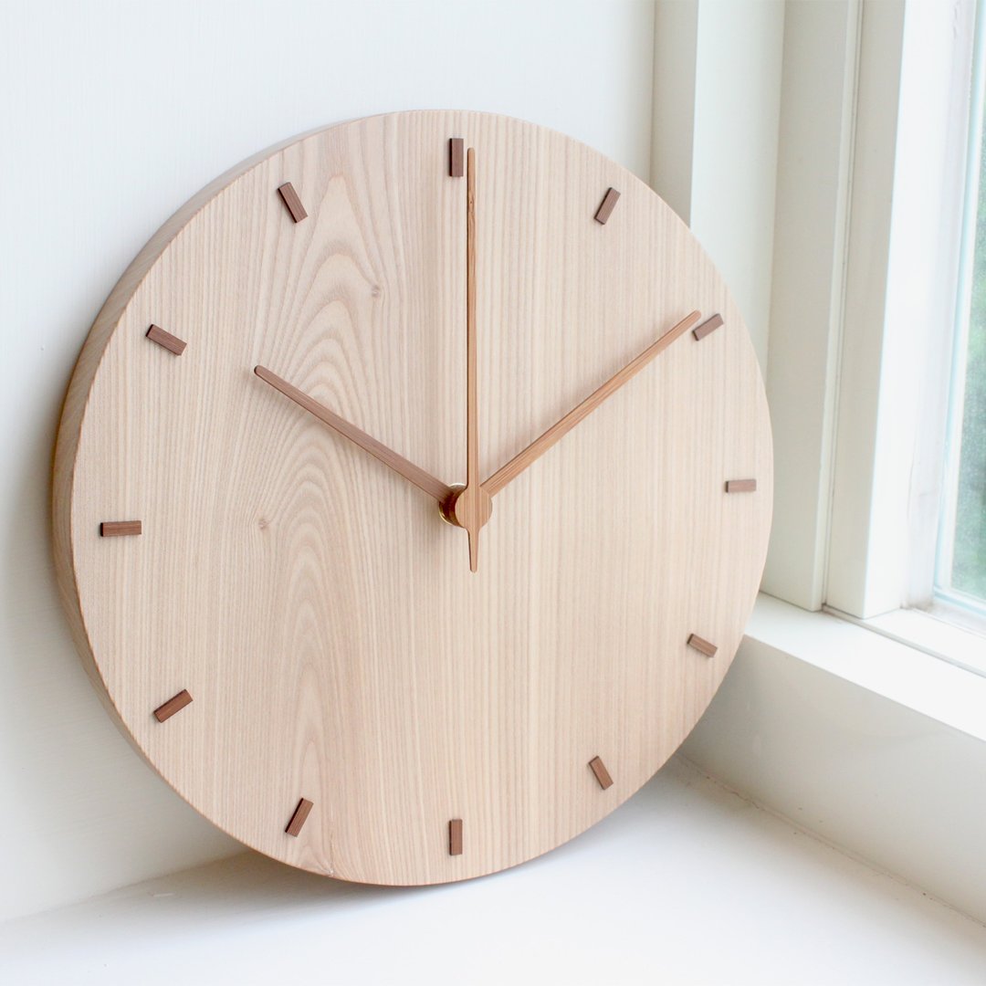 CLOCK_26 台湾手工制作限量静音挂钟 Ash 白蜡木 栓木 - 时钟/闹钟 - 木头 咖啡色