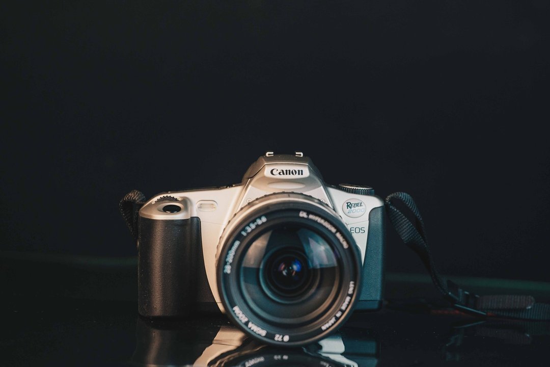 Canon EOS Rebel 2000+Sigma 28-200mm f3.5-5.6 #135底片相机 - 相机 - 其他金属 黑色