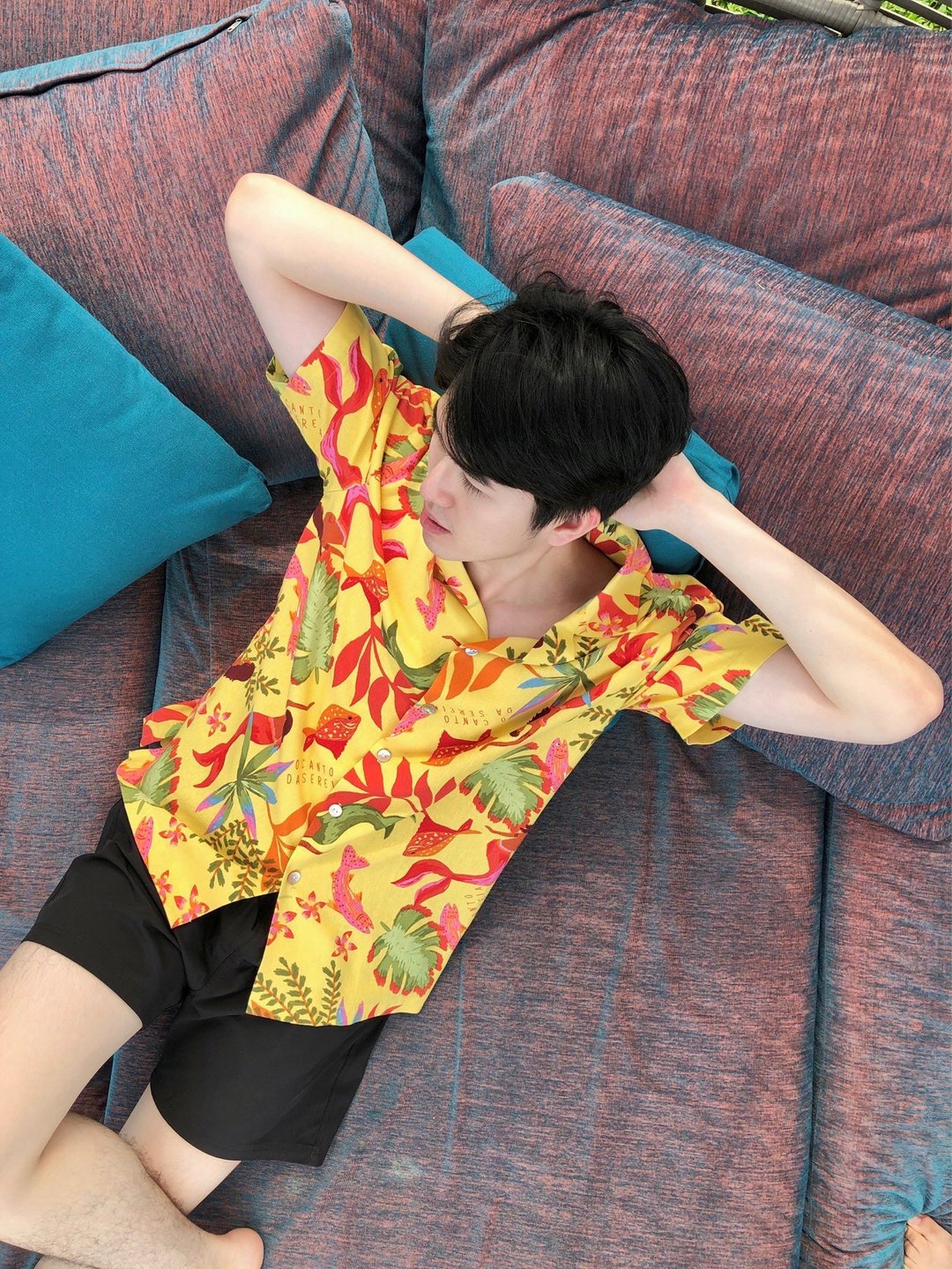 BIRUCHU x SUNSURF 夏威夷衬衫：Mermaid (亚麻印花) - 男装衬衫 - 亚麻 黄色