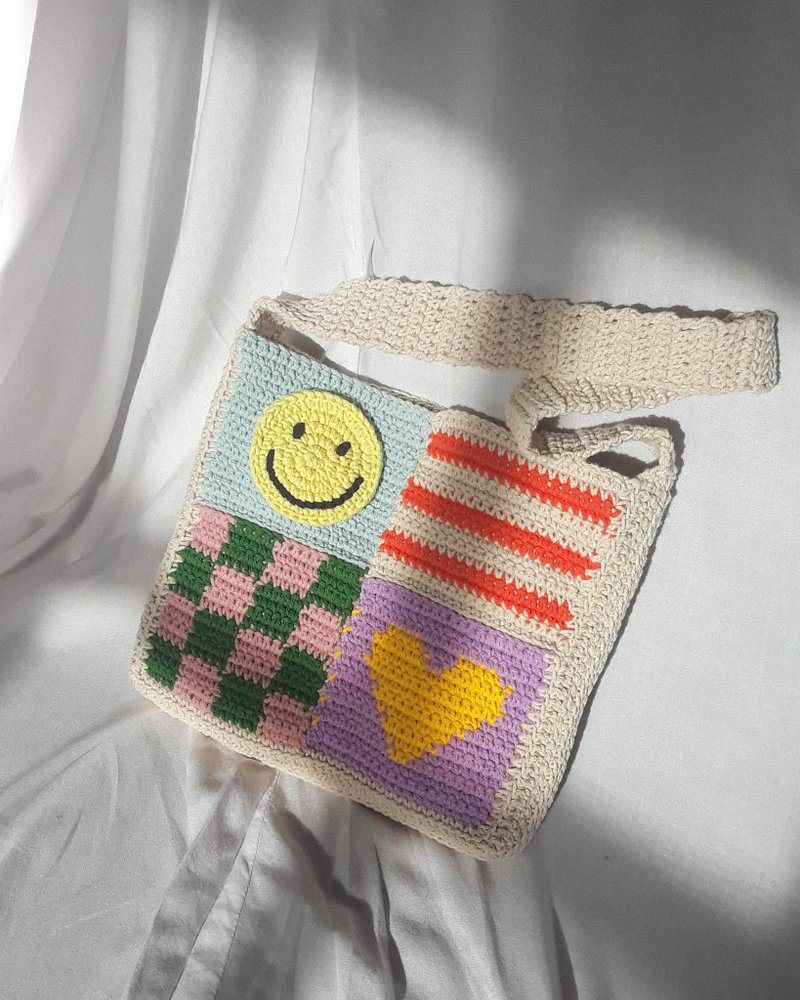 Lovely Smiley Square Bombs ,Shoulder Bag ,Crochet ,Bag ,Handmade ,Gift - 侧背包/斜挎包 - 其他材质 多色