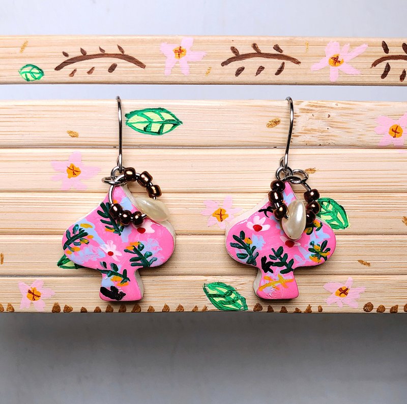 浪漫花卉 手作黏土耳环 手绘捏制 不锈钢 吊坠款 - 耳环/耳夹 - 粘土 粉红色