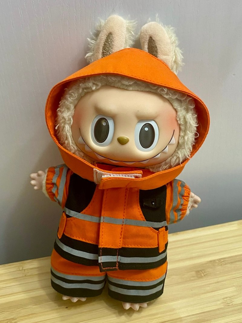 救护员 17cm labubu 橙色工作服装 - 玩偶/公仔 - 棉．麻 橘色
