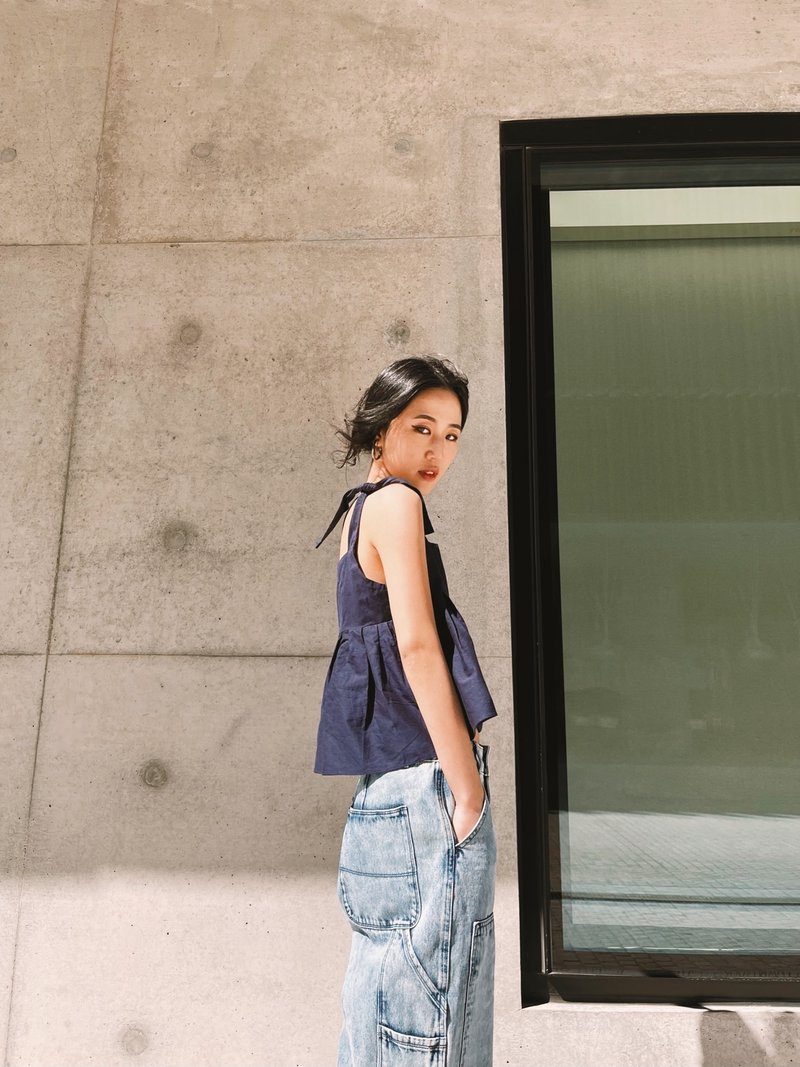 Bow strap ruffle top - 女装背心 - 聚酯纤维 蓝色