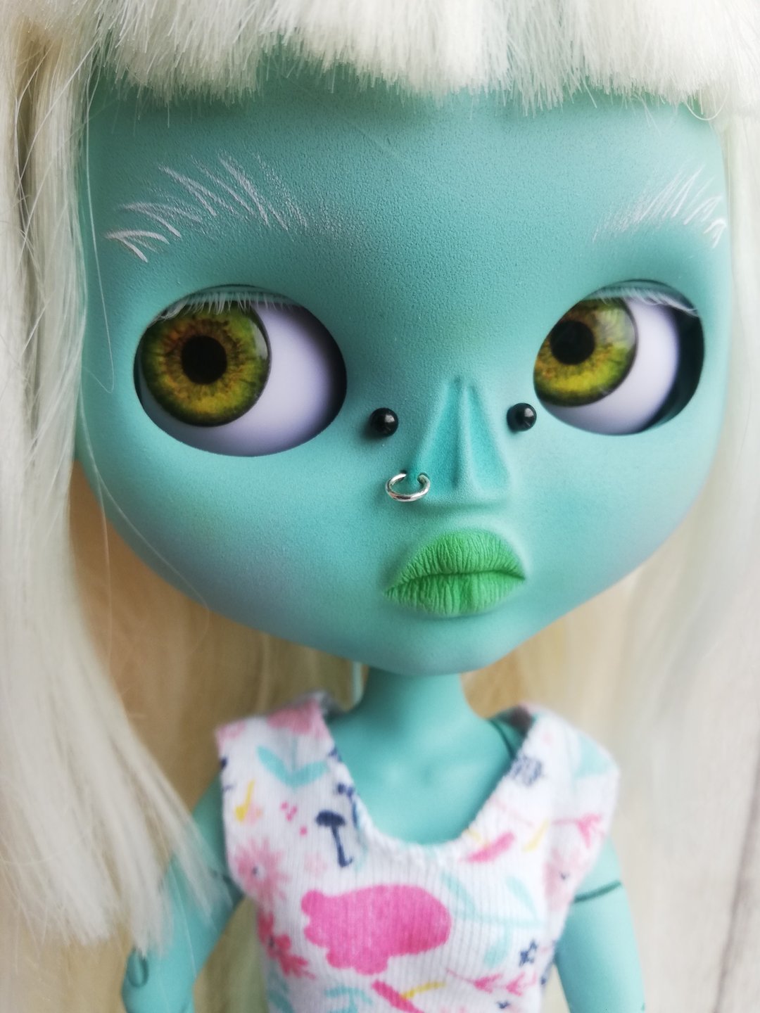 Blythe 订制娃娃 Zombie Sceleton 脸部穿孔 OOAK 娃娃 - 玩偶/公仔 - 塑料 蓝色