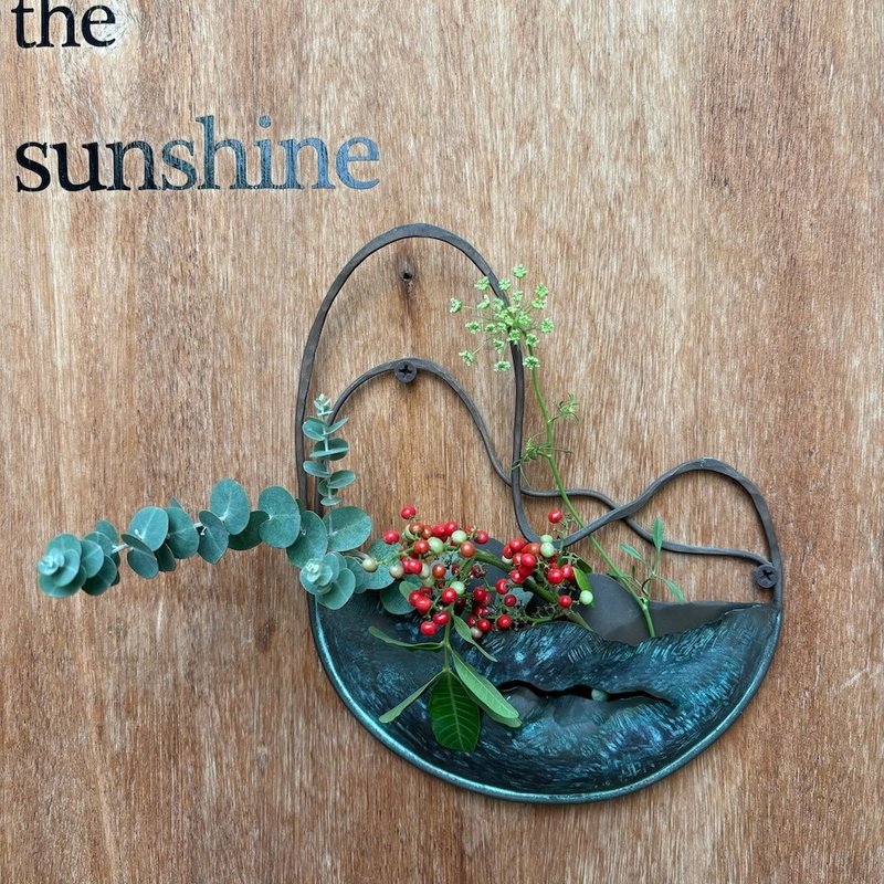 红铜制壁挂花器小品/悠悠山峦B款,金工工艺师林静媚老师创作单品 - 花瓶/陶器 - 铜/黄铜 