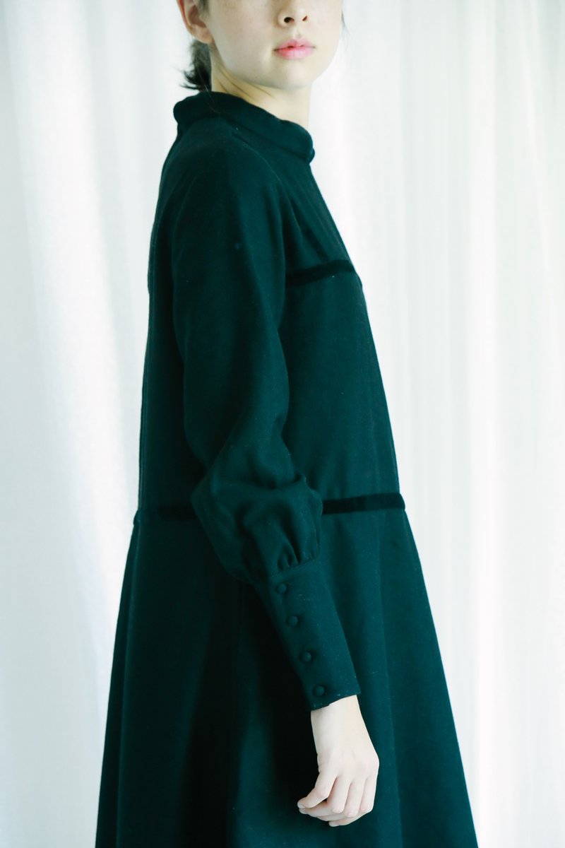 双企领连衣裙 - 洋装/连衣裙 - 羊毛 黑色