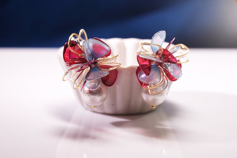 小品 红x蓝 手作饰品耳环一对 - 耳环/耳夹 - 树脂 红色