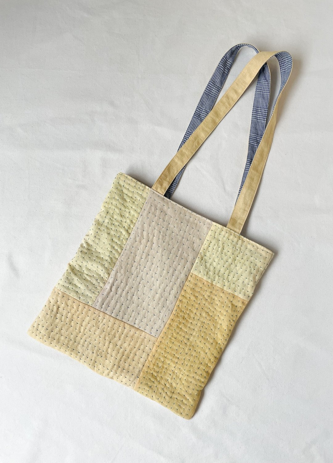 日本制 蓝染线使用 刺子 Japanblue sashiko 拼贴托特包 柔软亚麻与棉托特包 升级再造 - 手提包/手提袋 - 棉 黄色